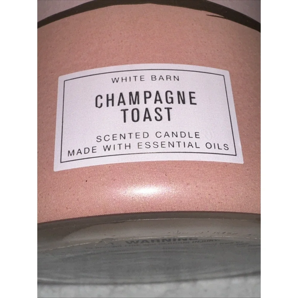 White Barn Bath & Body Works Champagne Toast 3-Wick Scented Candle 14.5oz Pink